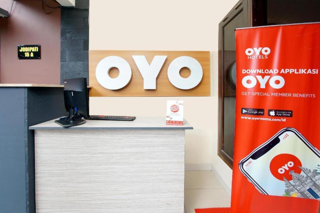 Oyo 347 Bayang Brothers Guest House Maguwo Luaran gambar
