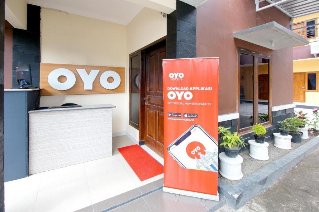Oyo 347 Bayang Brothers Guest House Maguwo Luaran gambar