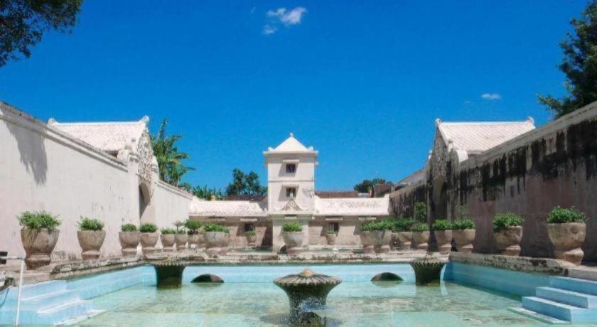 Oyo 347 Bayang Brothers Guest House Maguwo Luaran gambar